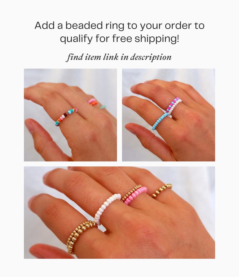 Peut inclure: Une collection de bagues en perles pr&eacute;sentant divers mod&egrave;les, notamment des perles de rocaille multicolores, des perles blanches unies, des perles rose vif et des perles sph&eacute;riques dor&eacute;es m&eacute;tallis&eacute;es port&eacute;es sur les doigts.