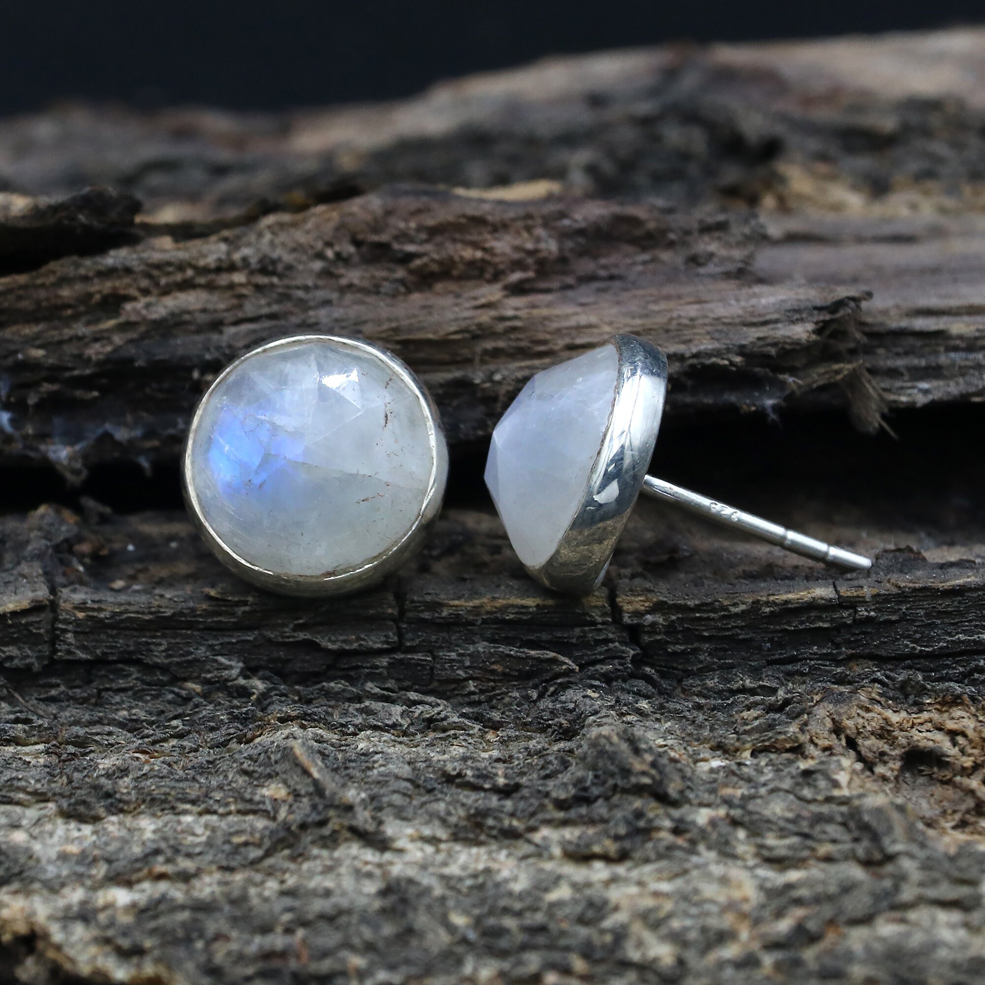 Details about   925 Pure Silver MARQUISE RAINBOW MOONSTONE NICE Studs Post Earrings 5/8" 