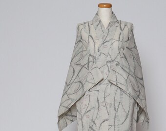 kimono robe / vintage Japanese kimono / casual kimono / kimono jacket / kimono dress /kimono coat