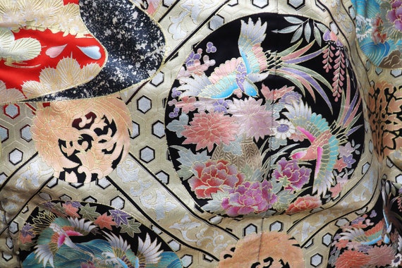 Yuzen Uchikake Kimono, Wedding Kimono, Japanese K… - image 5