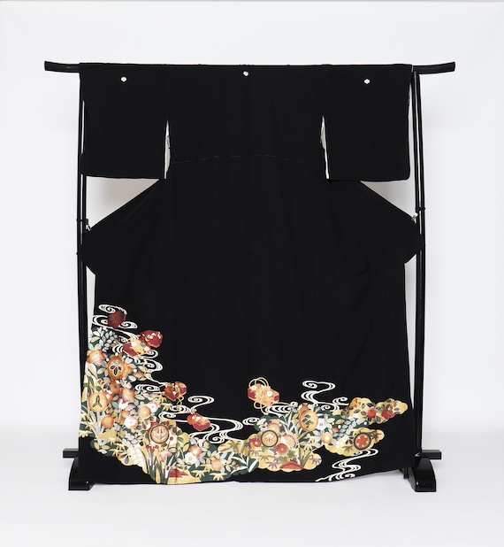 Silk Yuzen Tomesode Kimono, Kuro tomesode,Black to