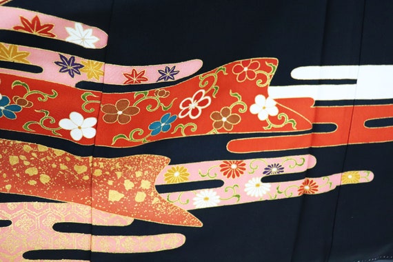 Silk Yuzen Tomesode Kimono, Kuro tomesode,Black t… - image 5