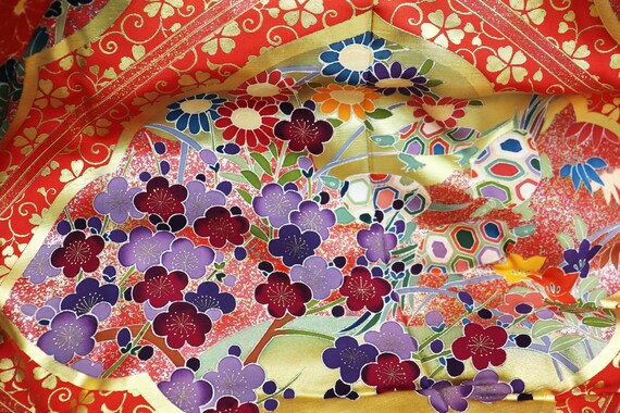 Yuzen Uchikake Kimono, Wedding Kimono, Japanese K… - image 6