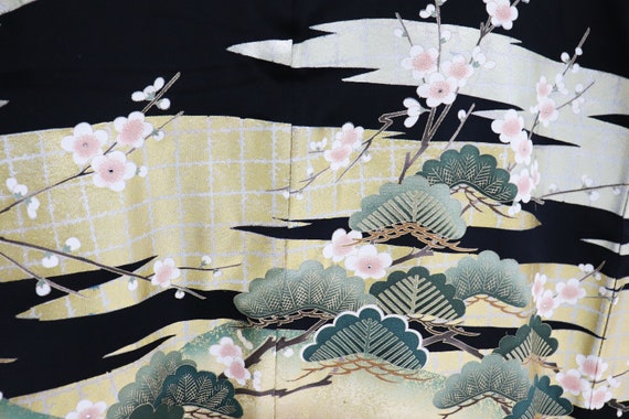 Yuzen Silk Tomesode Kimono, Kuro tomesode,Black t… - image 4