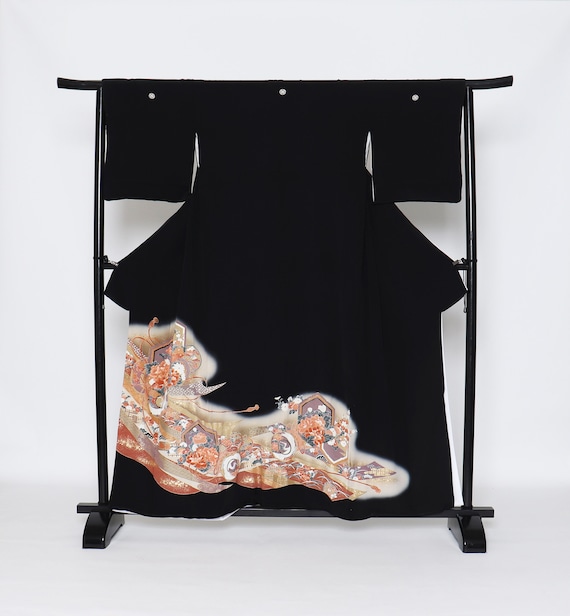 Silk Yuzen Tomesode Kimono, Kuro tomesode,Black t… - image 1