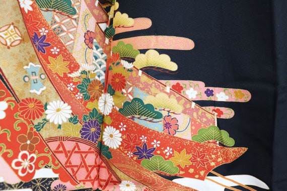 Silk Yuzen Tomesode Kimono, Kuro tomesode,Black t… - image 3