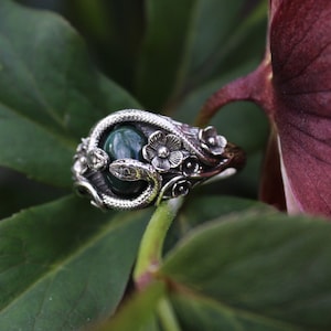 Bloodstone Circle of Snakes, Sterling Silver Snake Ring, Snake and flower nature ring, Goth Serpent ring, Fantasy Snake Ring