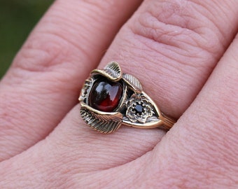 Lotus Leaf Dance, Garnet Gold Lotus Engagement Ring, 14k Gold Nature Inspired Ring, Unique Elven Ring, Lotus Ring, Nature Engagement Ring