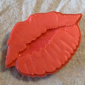 Kiss Soap Bar