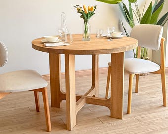 Rustic Round Dining Table , Wooden Round Table , Farmhouse Dining Room Table , Reclaimed Wood Table , Custom Table for Kitchen