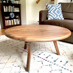Mid Century Round Coffee Table , Scandinavian Coffee Table , Walnut Wood Sofa Table zdjęcie 9