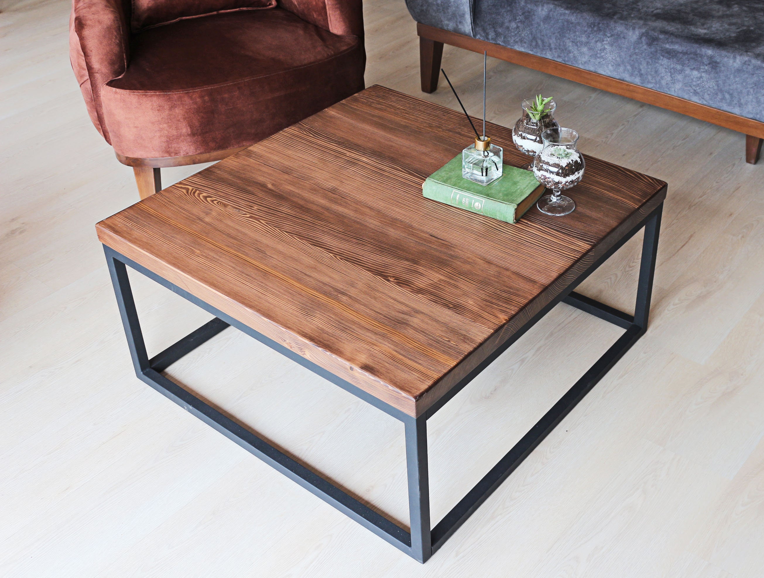 Square coffee table with metal legs deals