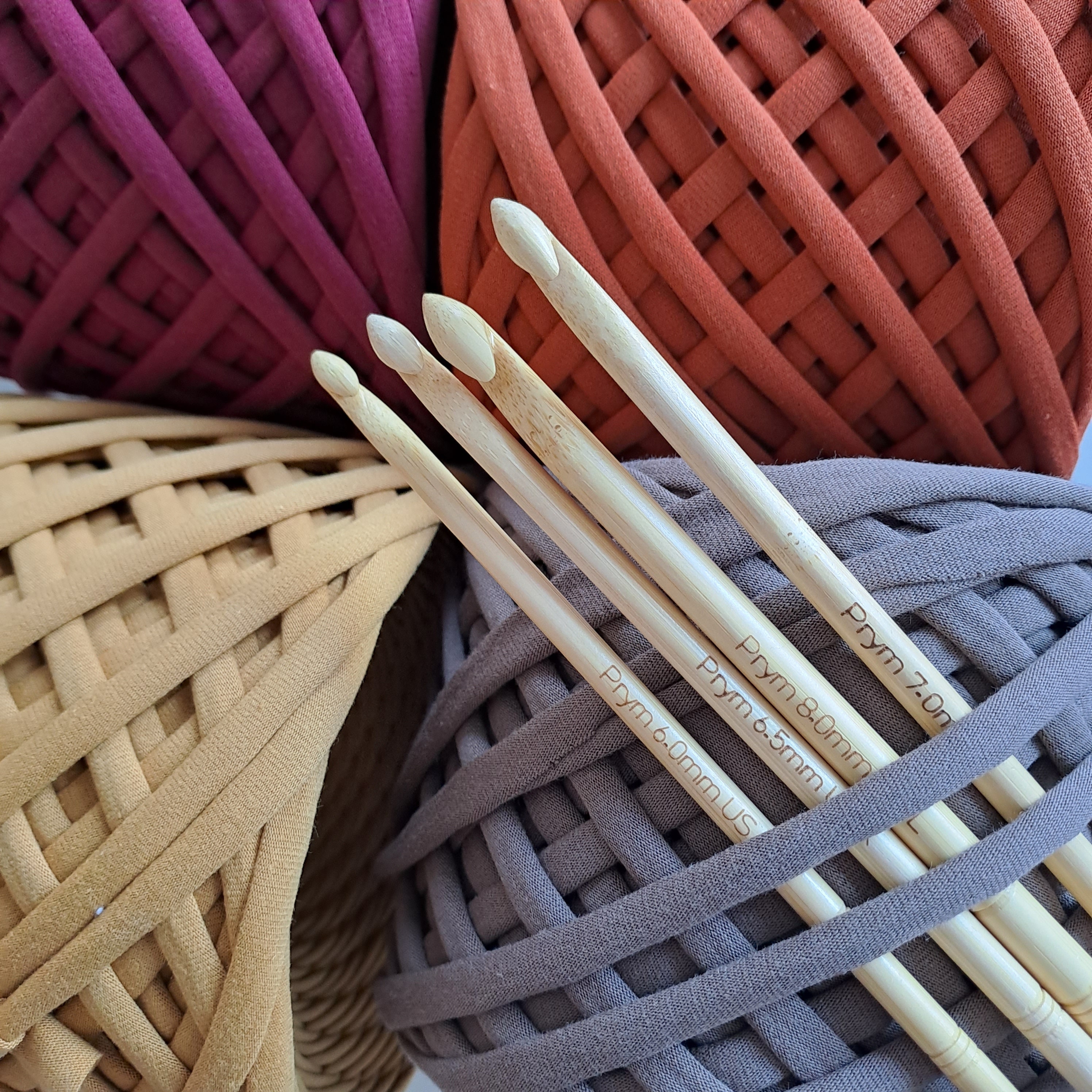 8 Piece Ergonomic Bamboo Lightweight Design Crochet Hook Set Mothers Day  Crochet Gift Set 