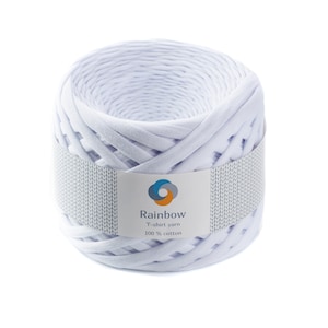 Tshirt crochet yarn for bags, baskets,trapillo t-shirt yarn, cotton yarn, jersey yarn, stretchy yarn. Bulky yarn. White colour