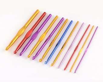 Ergonomic Aluminum Crochet Hook Set (6-7mm)