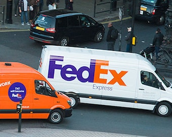 Fast delivery with Fedex