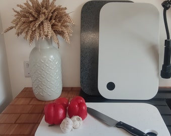 Serving/Chopping board | 45cm x 28cm Large solid surface board with silicon feet | Rounded corners and edges | Worktop Protector