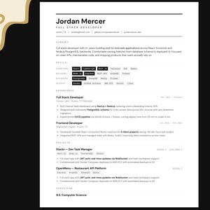 Plantilla de CV de desarrollador full stack, CV de ingeniero de software (Canva), perfil profesional tecnológico imagen 4