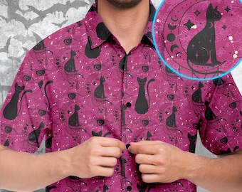 Camisa de estilo con botones de gatos misteriosos, camisa gótica, ropa mística, camisa de manga corta de gatos negros con signos celestiales, camisa unisex de bruja