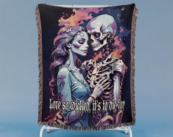 Spooky Lovers Cotton Woven Blanket, Halloween Decor, Cozy Throw, Gothic Home, Autumn Snuggle, Dark Elegance, horror couple gift,