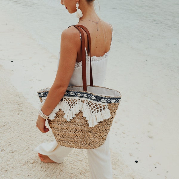 Basket bag SANTORINI Boho beach bag with long handles and zipper