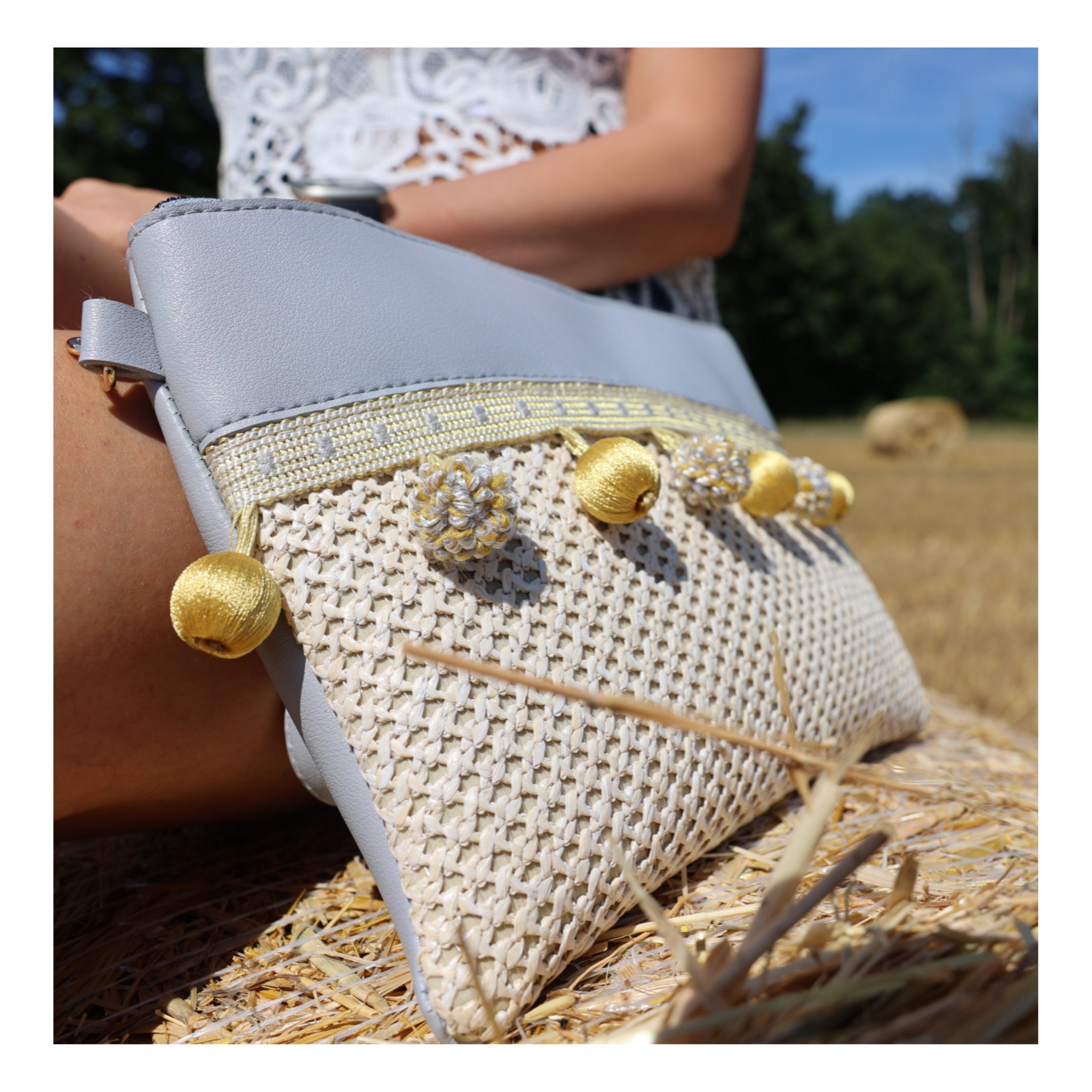 Damen Umhängetasche Aus Stroh – Handgefertigte Strandtasche Im Boho-Stil (ca. 25x20 Cm)