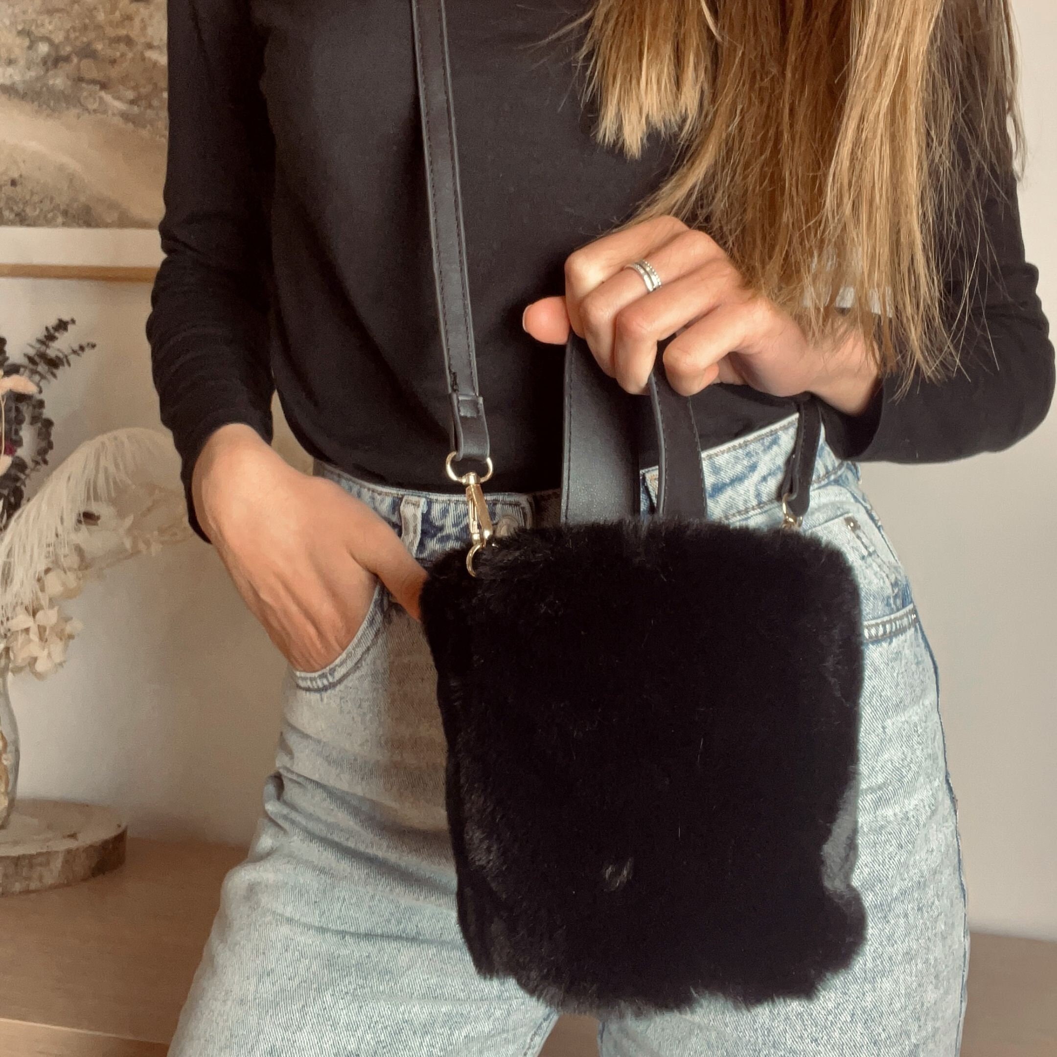 Winter Fake Rabbit Hair Tote Bag Simple Solid Colour Soft Plush Handbag  Female Chain Shoulder Crossbody Bag Warm Faux Fur Bag - AliExpress