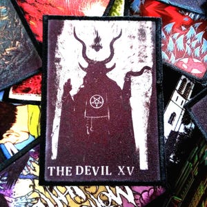 Tarot Karte Patch zum Aufnähen. Metal Schwarze Totenhexe Gothic Emo Rock
