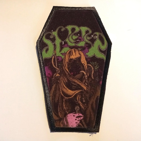 Parche de banda para coser con forma de ataúd de sueño. Stoner, doom, rock, accesorios, mago o weedeater.