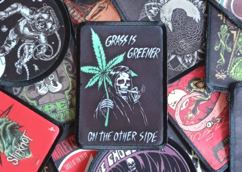 mushroom,weed,hemp Grass is greener sew on patch skull stoner rock desert,acid