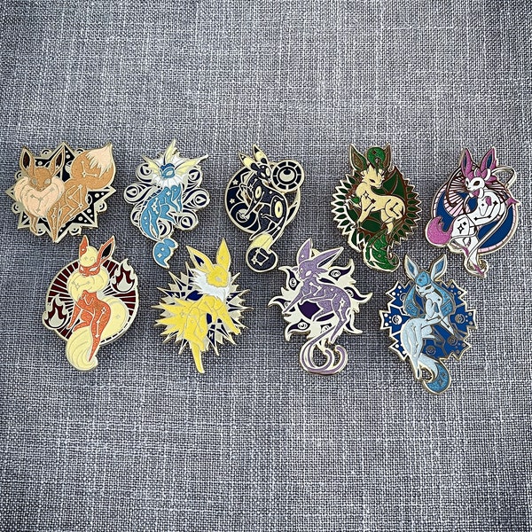 Starry Evolutions - 55mm Emaille Pins