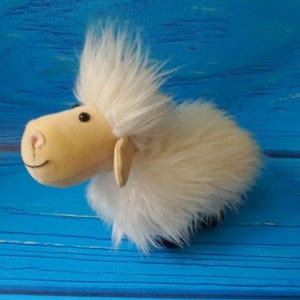 JELLYCAT   GOAT