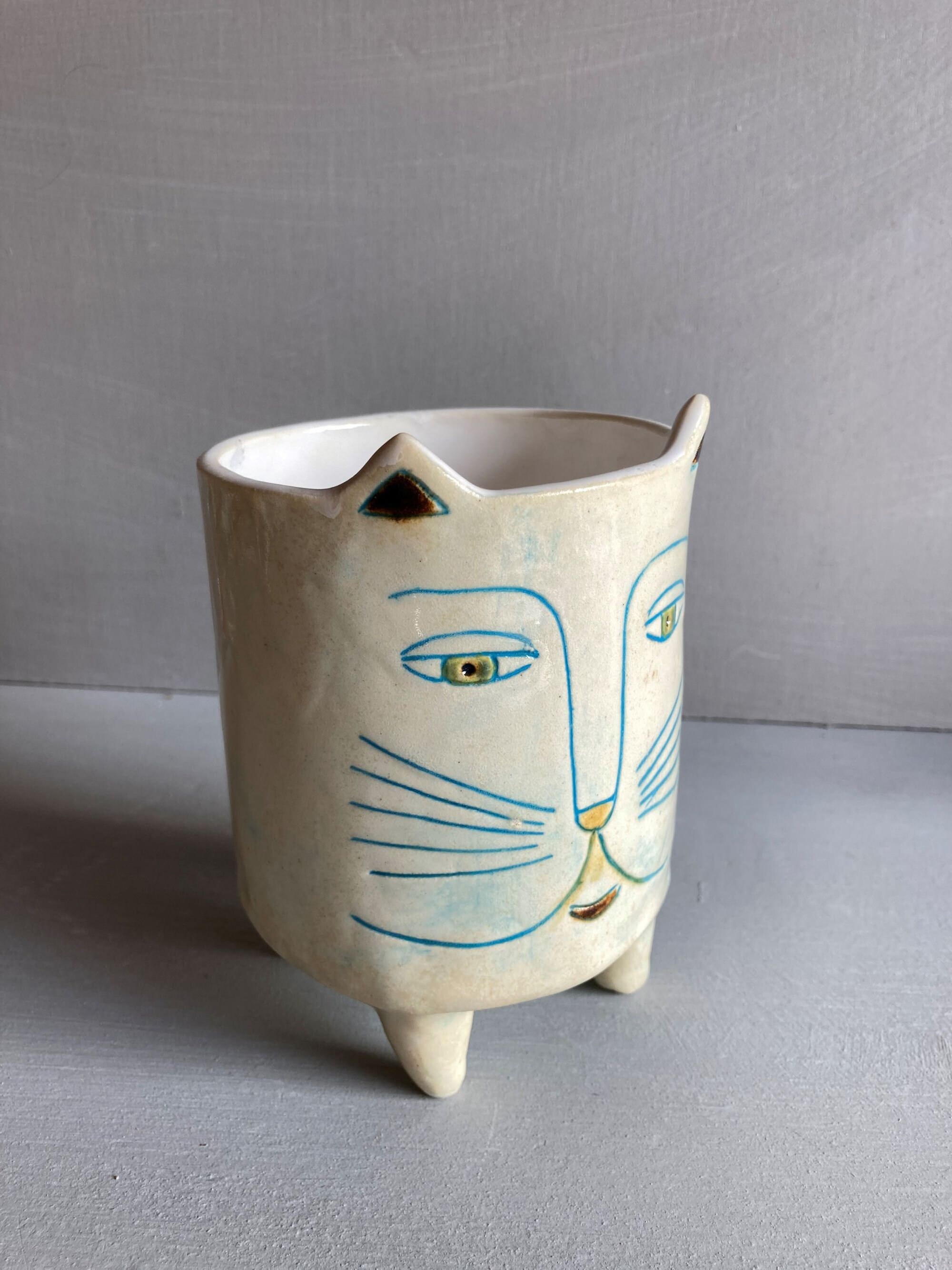 Tasse Faïence en Forme de Chat