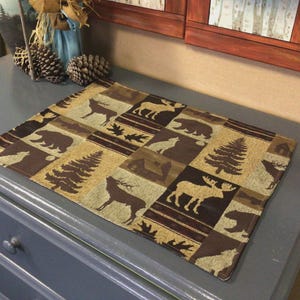 USA sewn Placemats: Moose, Bear, Deer - Rustic Cabin Decor, log cabin furnishings, Fairbanks Evergreen