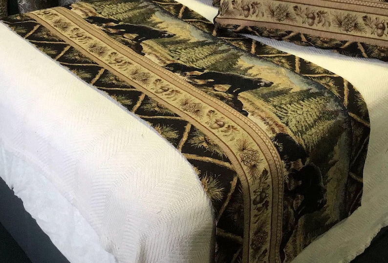 LodgeCompanyDecor Bear & Cub Pillows Bed Shams Runners - Thumbnail 2