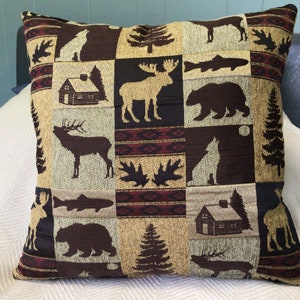 Evergreen cabin throw pillow, bed sham, Rustic cabin decor, log cabin furniture. Bear moose patchwork pillow, western, country throw pillow