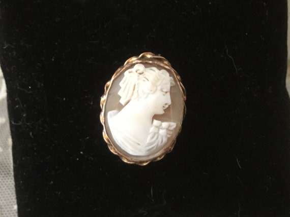 Antique Cameo Pendant Brooch Combination depictin… - image 5