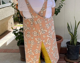 Japanese Style Cotton Linen Apron, Crossback apron with pockets for women