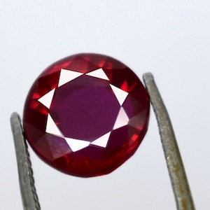 Burmese Ruby Rare Round Cut Red Ruby 6.25 CT Approx. Loose Natural Ruby Gemstone Certified Ruby Natural Ruby Stone Ruby Ring Ruby Pendant