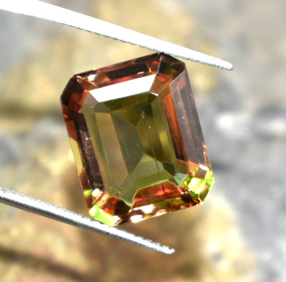 Zultanite gemstone deals
