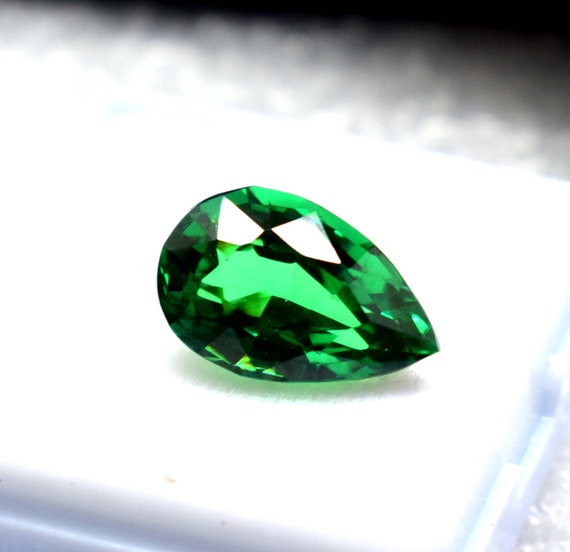Green hessonite discount