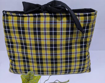 Bow book sleeve. Book pouch. Book protector. Paperback sleeve.  book bag. Kindle case. Cornish tartan.Handmade