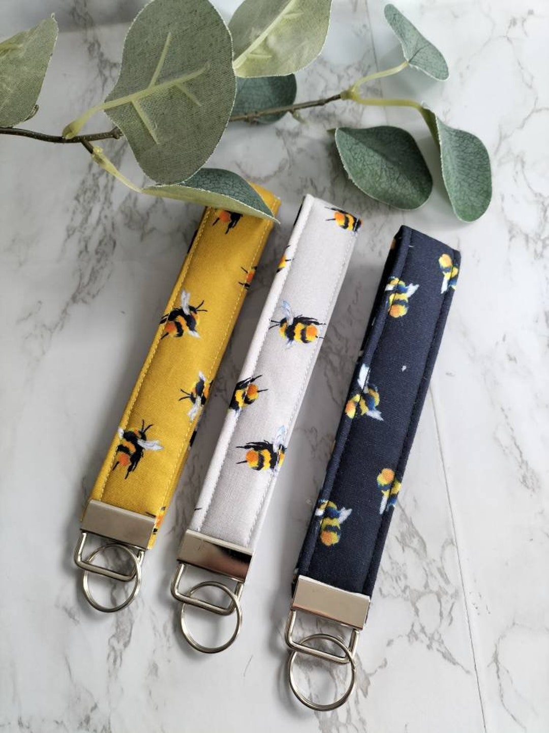 Bee Key Fob. Wristlet. Bee Key Fob. Handmade - Etsy