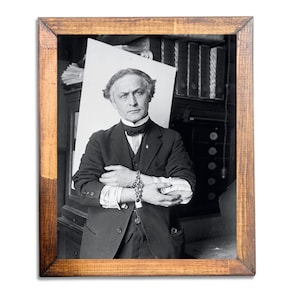 Houdini in Handcuffs Rare Photo, Magic Poster for Magician, Illusionist Gift, Escape Artist Circa 1918, Classroom Poster, Magician Gift