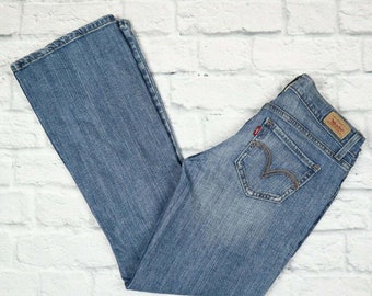 low waisted levi jeans