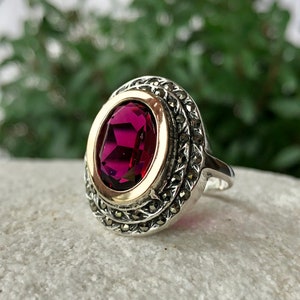 Antique Ring, 925 Sterling Silver, 9k Gold Ring, Vintage Ring, Ruby Ring, Gemstone Ring, Unique Ring, Statement Jewelry, Cocktail Ring