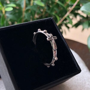 Anillo de Jesucristo, Anillo de cruz de plata, Anillo de plata de ley, Anillo hecho a mano, Anillo religioso, Anillo católico, Anillo cristiano, Joyería cristiana