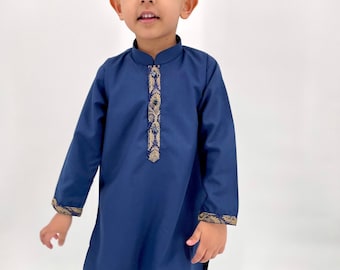 Bleu marine Zari - pyjama kurta pour bébé garçon / shalwar kameez / thobe - desi pakistanais et indien, ramadan, eid, mariage, shaadi, mehendi, holi