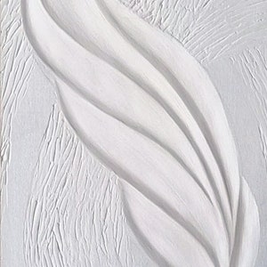 Minimalist White Feather Plaster Wall Decoration, 3D Wall Art For Midcentury Modern Decor, Abstract Feather Art Bas Relief image 5