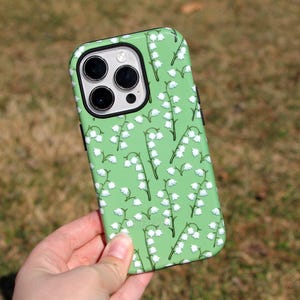 Étui de portable robuste Muguet pour iPhone® et Samsung Galaxy® | Jolie trousse verte à motifs floraux nature et jardin pour le printemps et l'été image 4